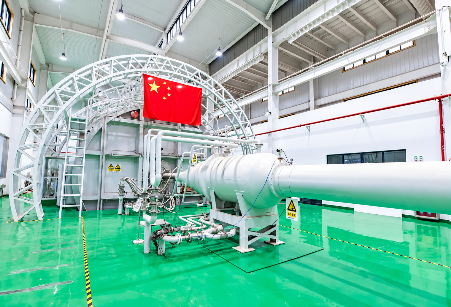 西安电子科技大学临近空间高速目标等离子体电磁科学实验研究装置 (AI增强展示图，设备细节以原始照片为准。)
